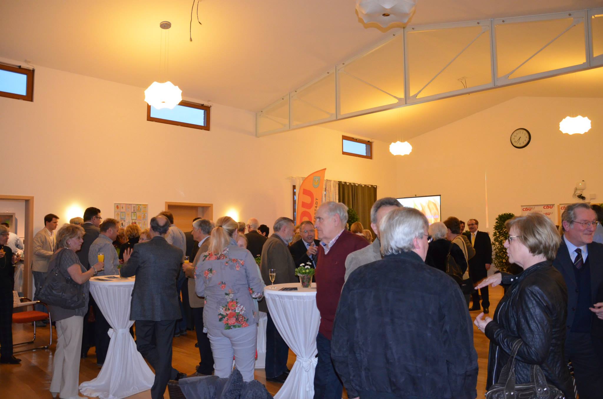 Zur Bildergalerie