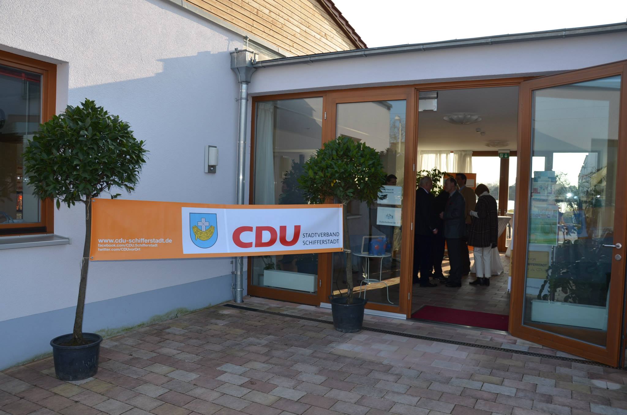 Zur Bildergalerie