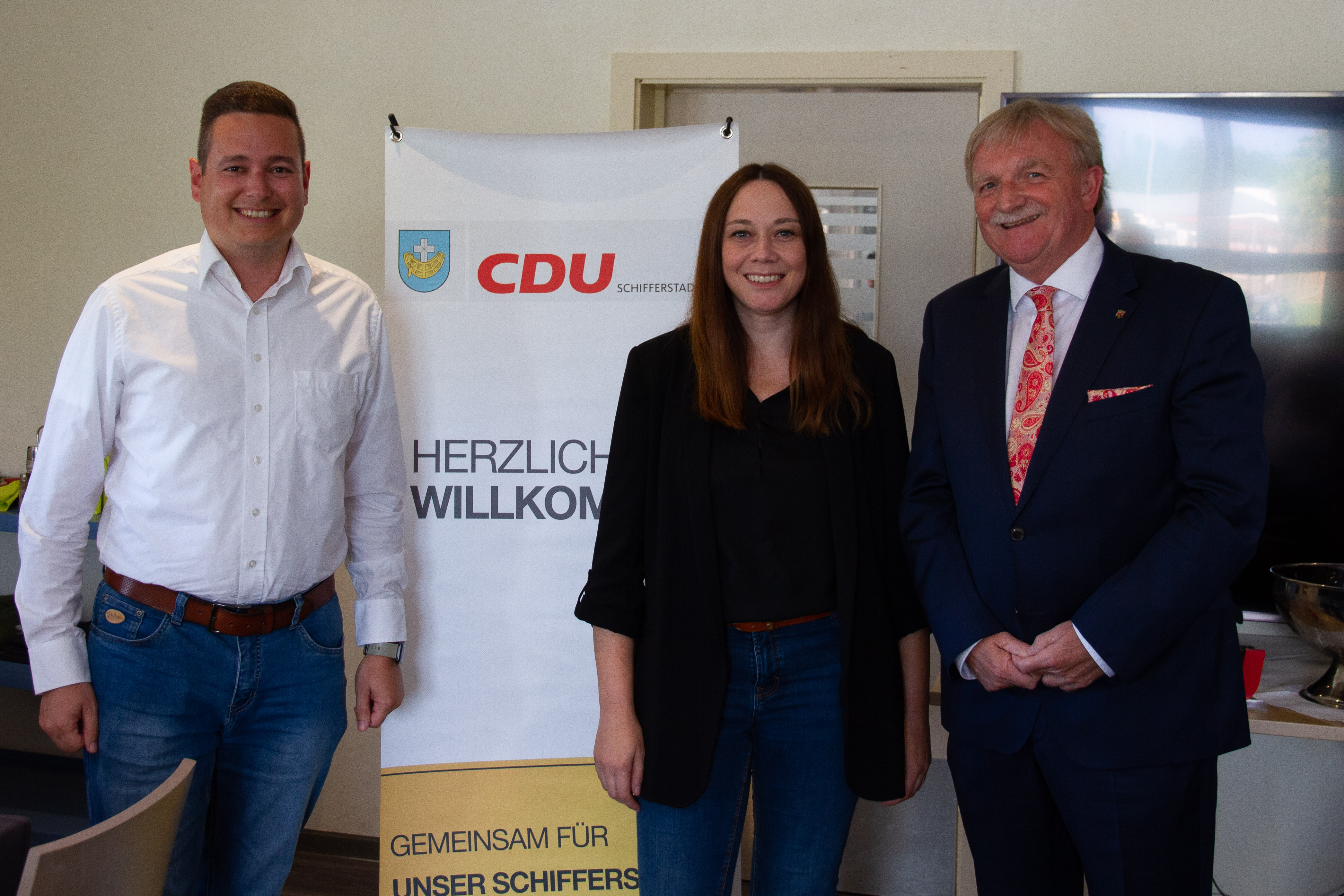 Zur Bildergalerie