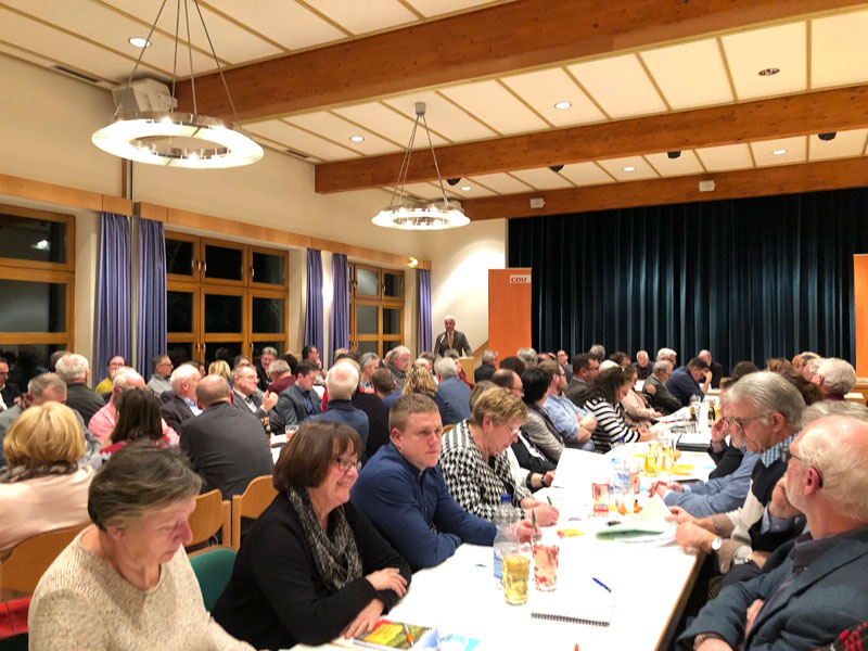 Blick in die Versammlung